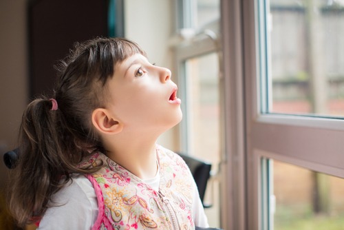 What kind of mobility problems to children with cerebral palsy face?