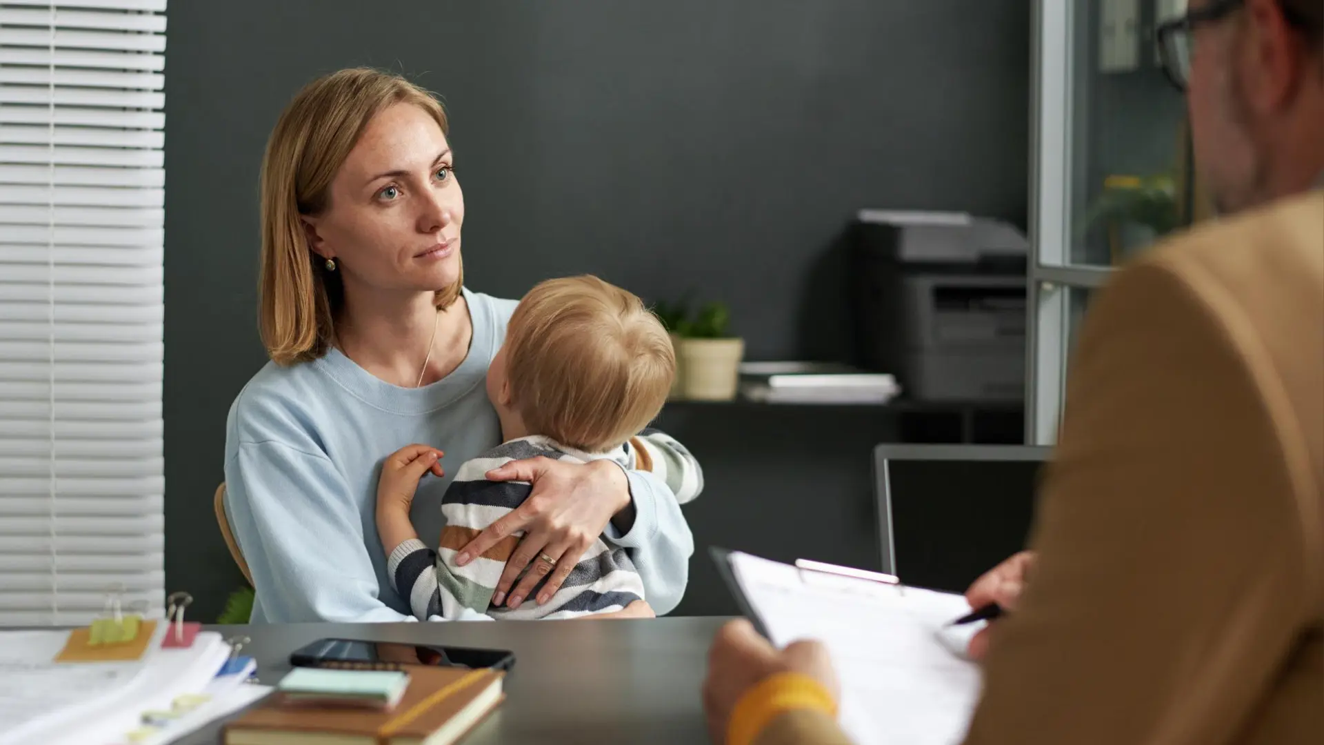 How a Birth Injury Lawyer Can Protect Your Deadline